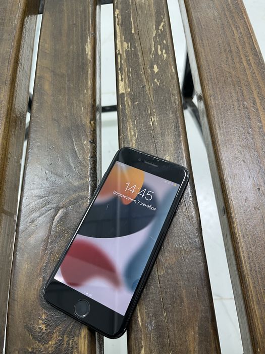 Iphone 7  б/у в хорошем состояние