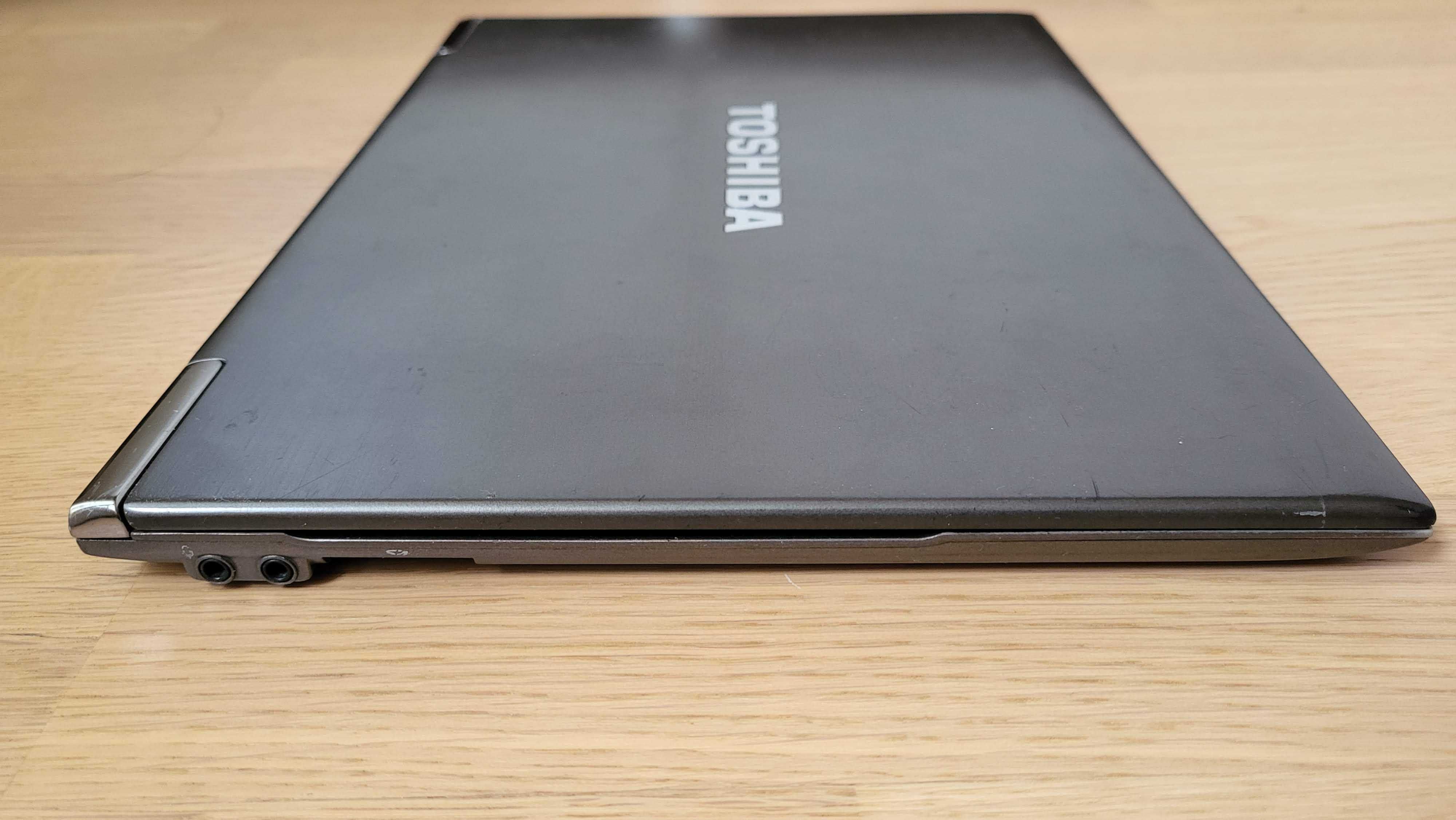 Laptop Toshiba Portege Z835 - Ultrabook (1kg)