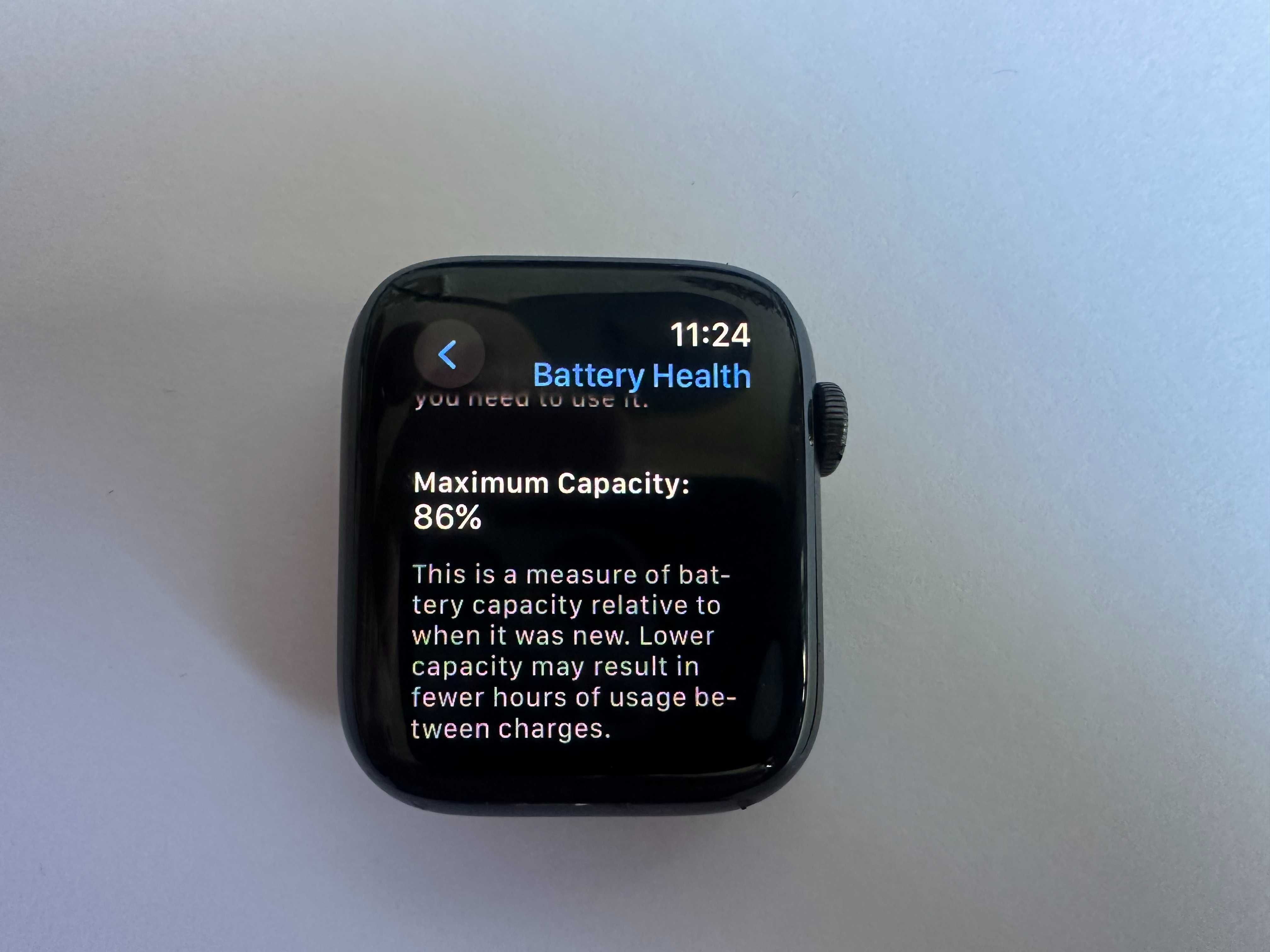 Apple Watch SE 44 mm - GPS - Space Gray - A2352