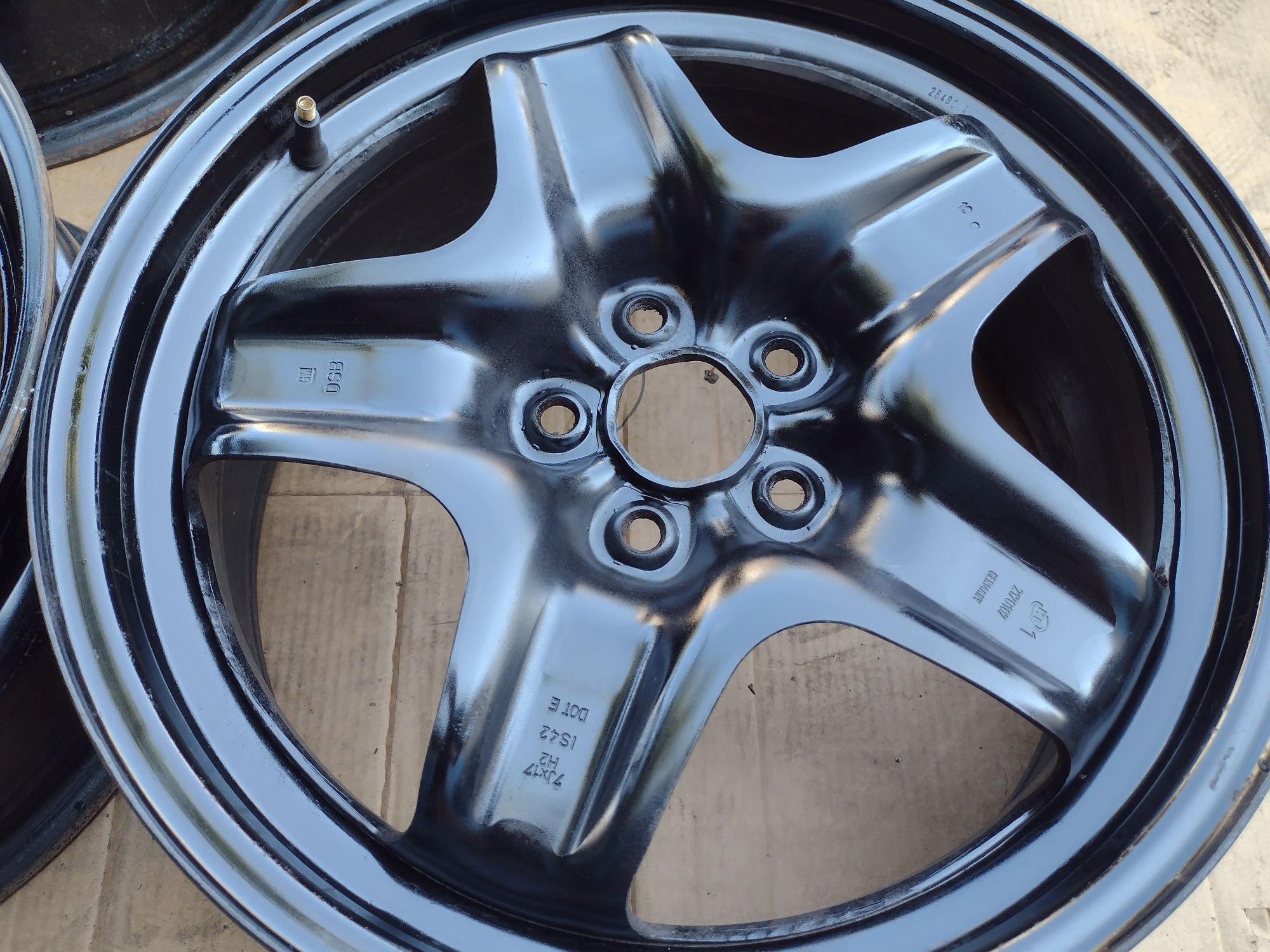 Перфектни 17-5х105 ЕТ42 7 j Opel Astra J