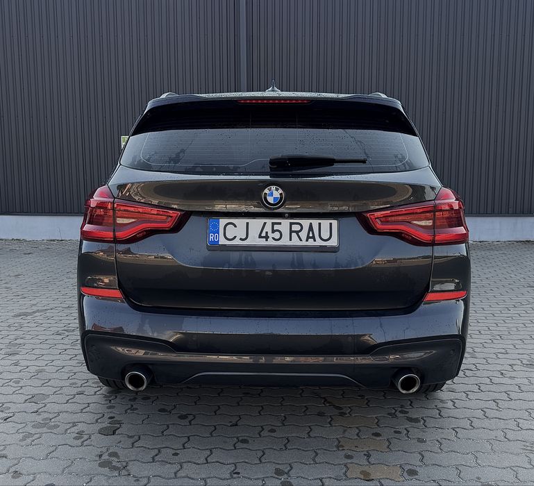 BMW X3 M-Packet/ Ventilatie/ Panoramic/ Camera 360/ LED/ Distronic