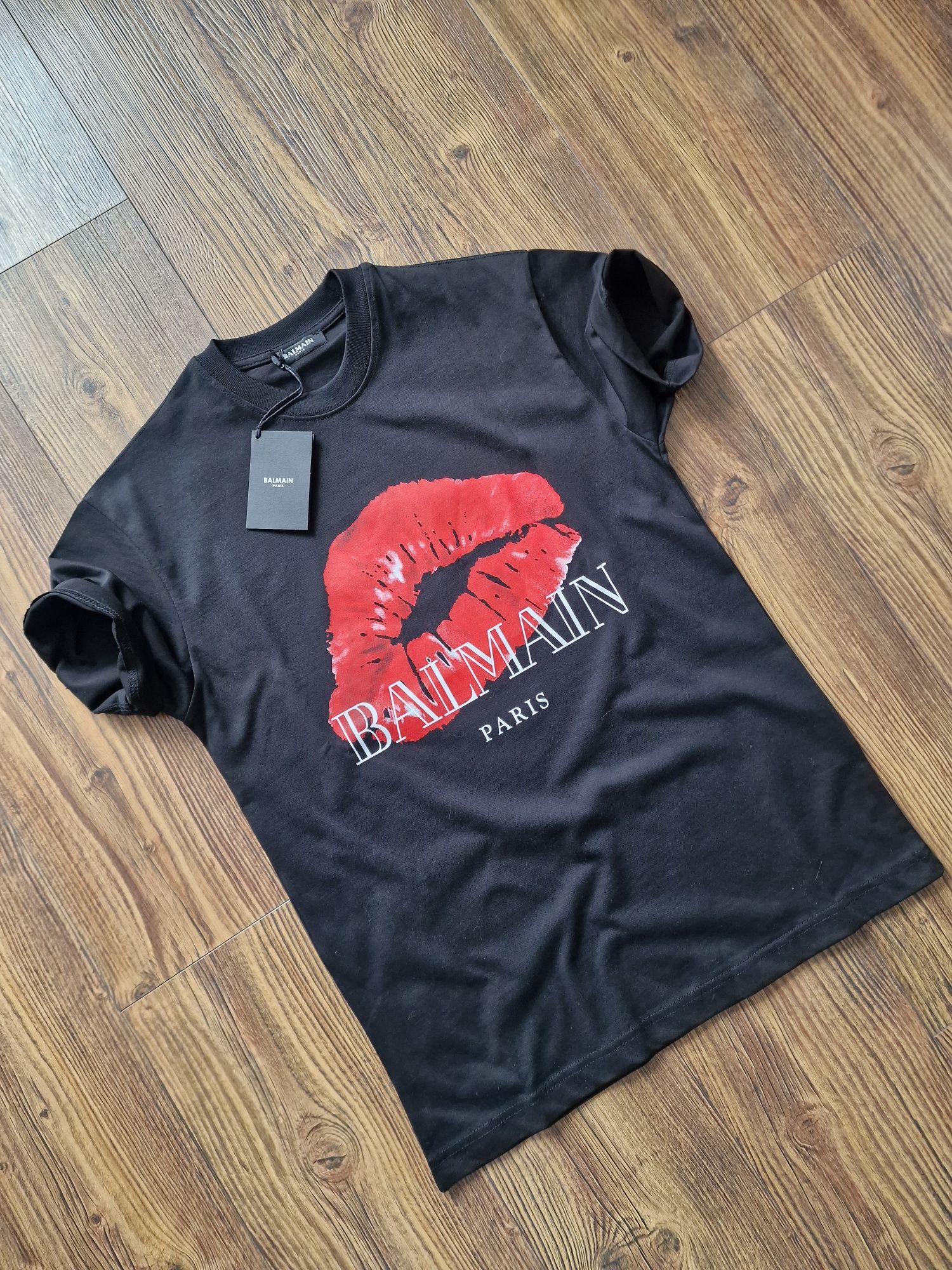 Страхотна мъжка тениска BALMAIN размер  S M L XL 2XL