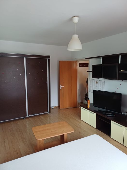 Inchiriez garsoniera confort 1 , zona Metrou 1 Decembrie 1918