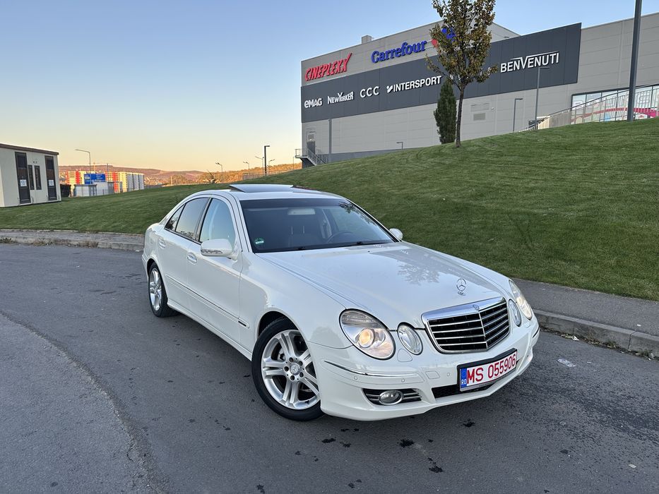 Mercedes E200 w211 2007 Avantgarde , Automat Climatronic