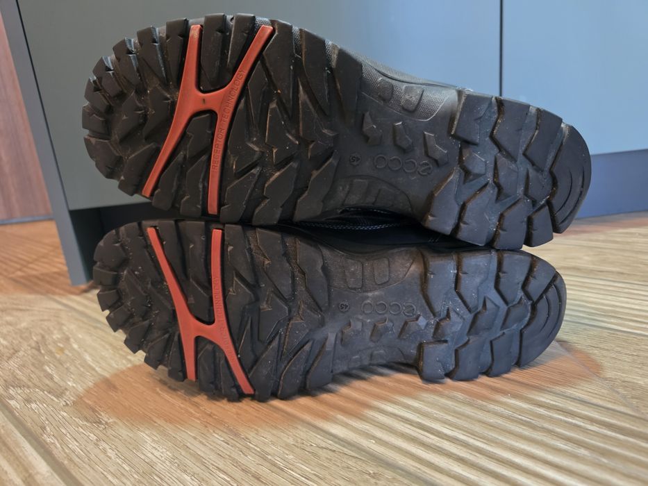 Мъжки  обувки ECCO Gore-tex