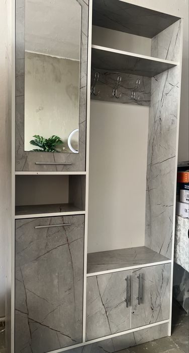 Шкаф для прихожей