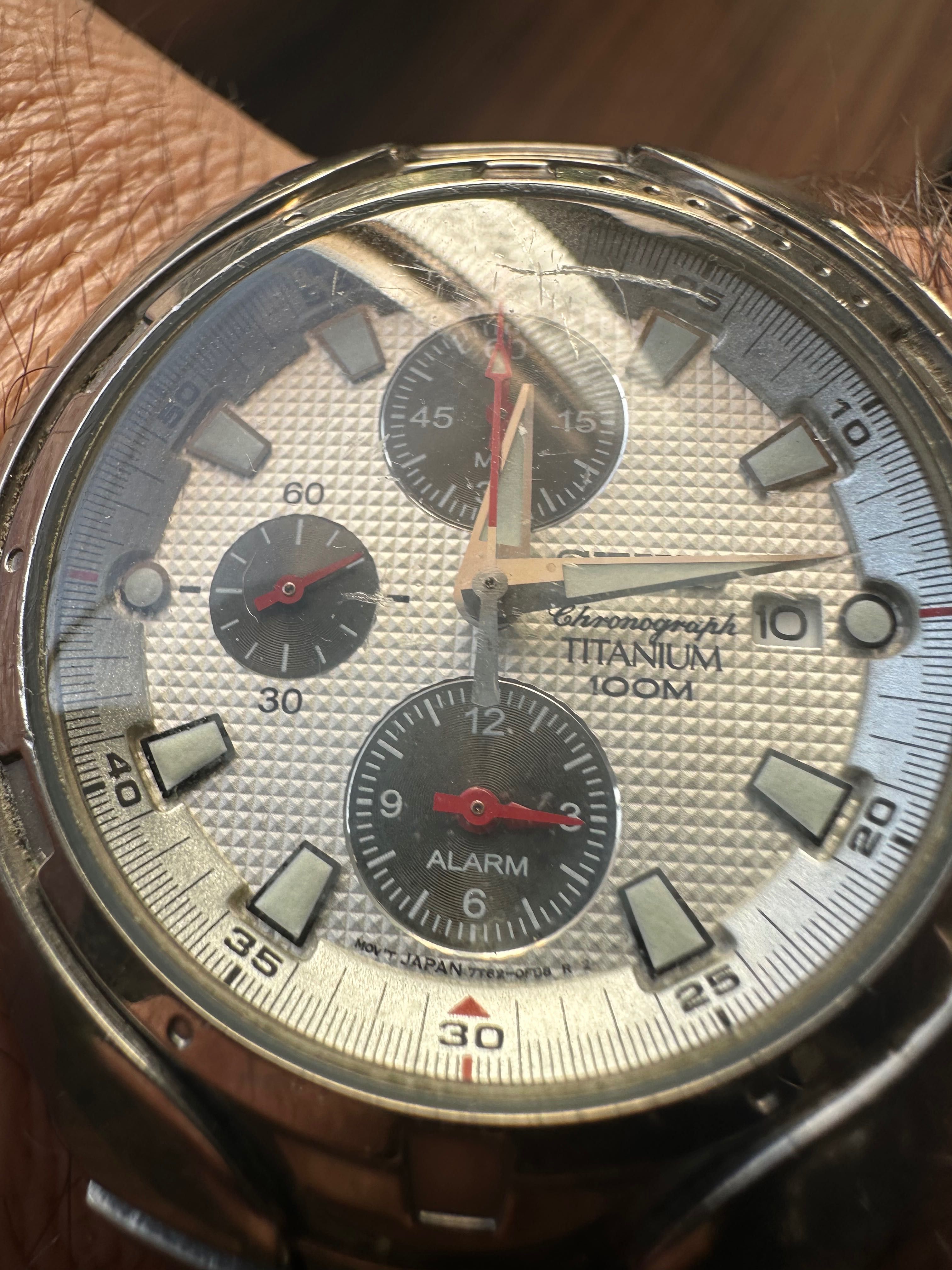 Продавам часовник Seiko