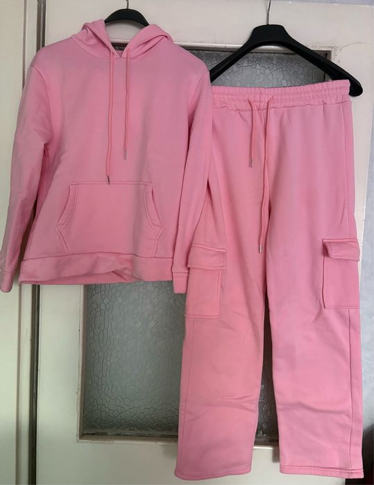 Дамски розов комплект