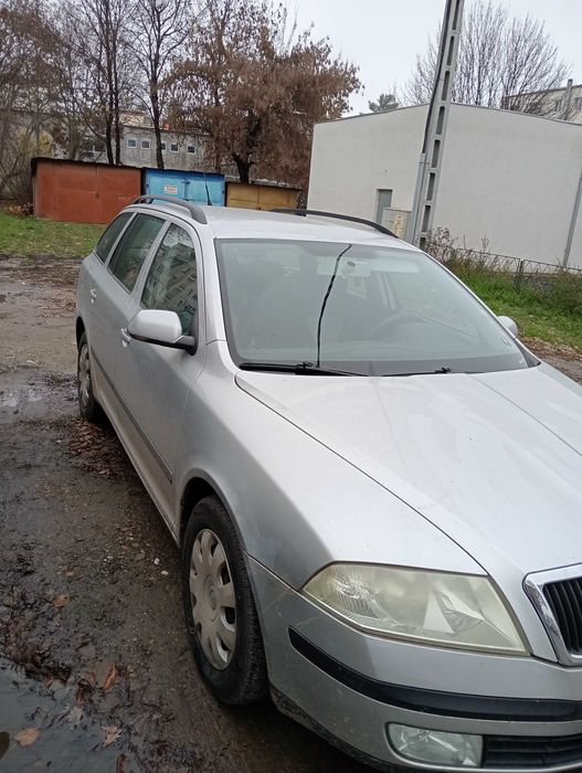 Vând Skoda Octavia 2