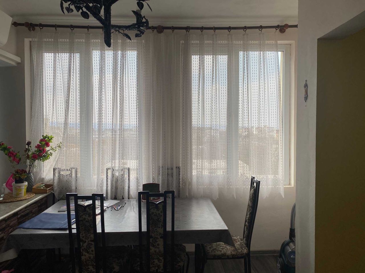 Продава се Четиристаен апартамент в Варна, Чаталджа - 95 кв.м за 2316 €/кв.м - Снимка #1