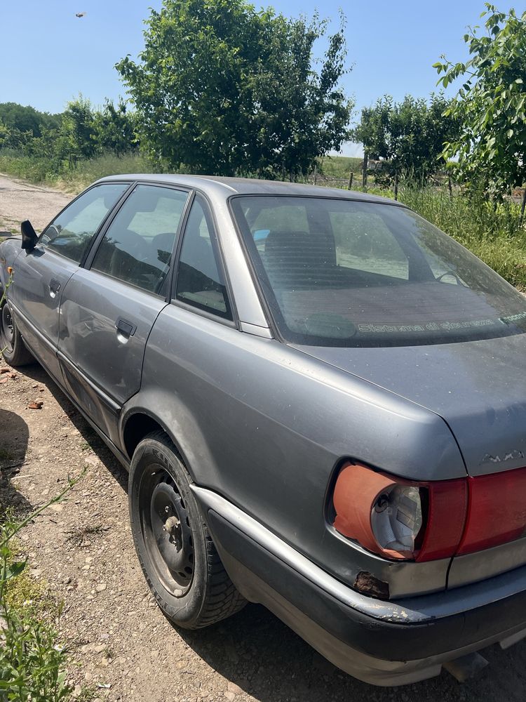 Audi 80 на части