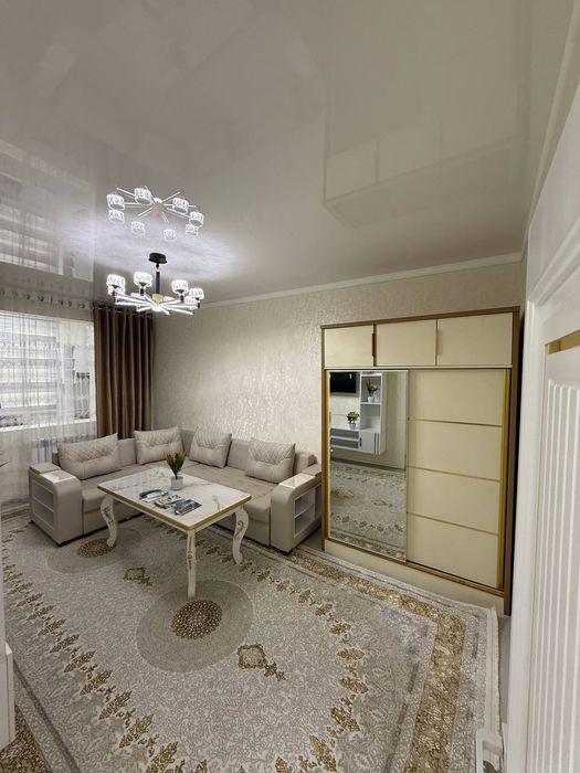 ЧИЛАНЗАР МЕТРО 200 метр, Чиланзар 17 квартал, Продаётся Квартира