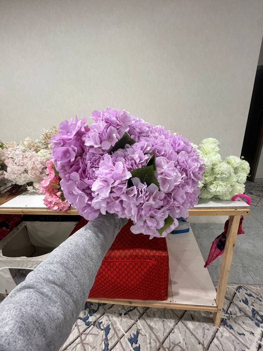 Oformleniya narsalari sotiladi