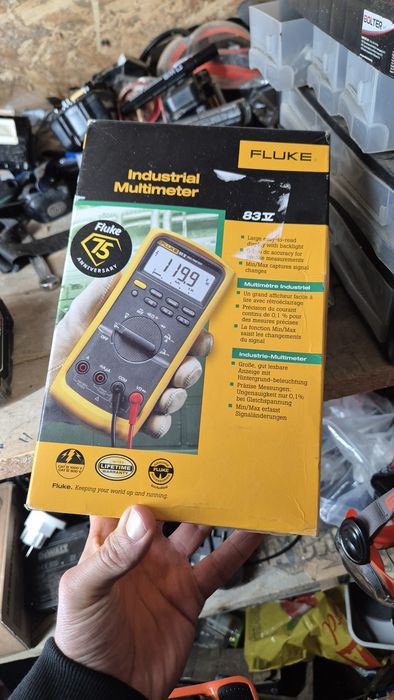 Мултицет Fluke 83  RMS