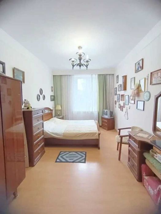 Двустаен имот в кв.Орландовци