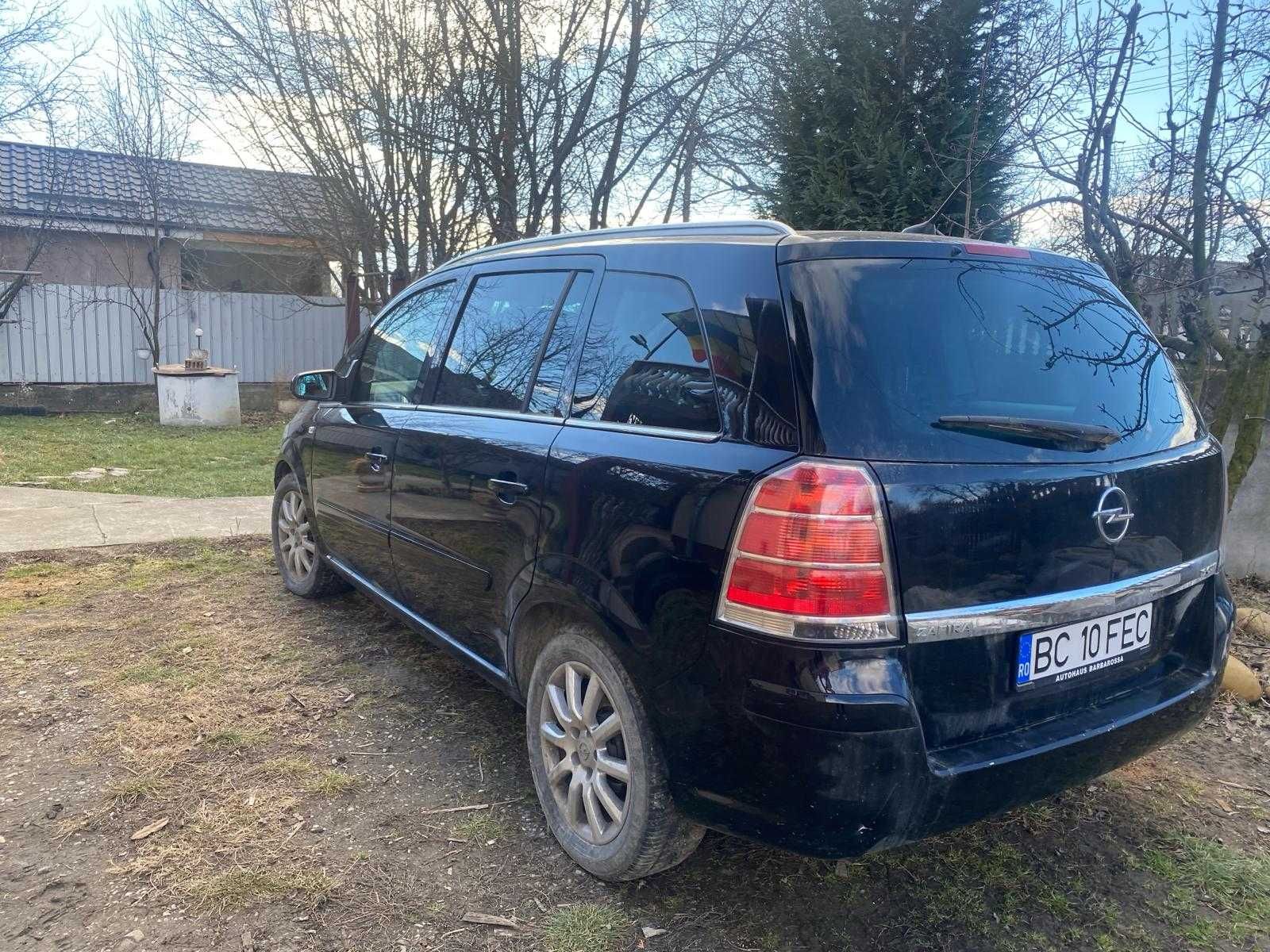 Opel Zafira 7 locuri