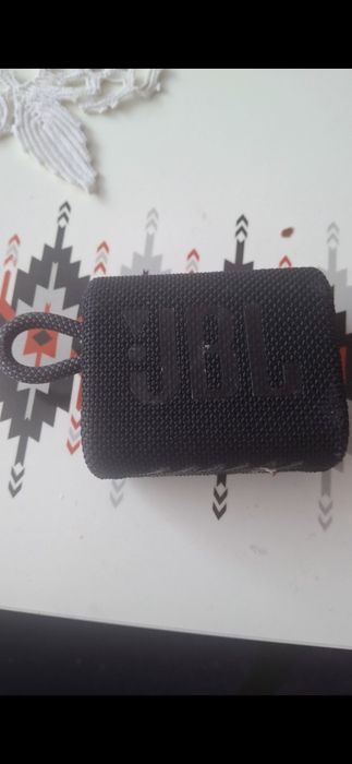 Ca nouo se vinde jbl boxa