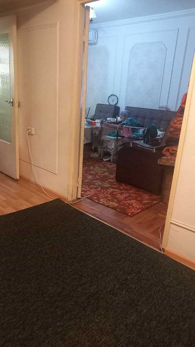 Сергели 3 2/1/5 квартира чистая,балкон 2х6,не торец,56м²