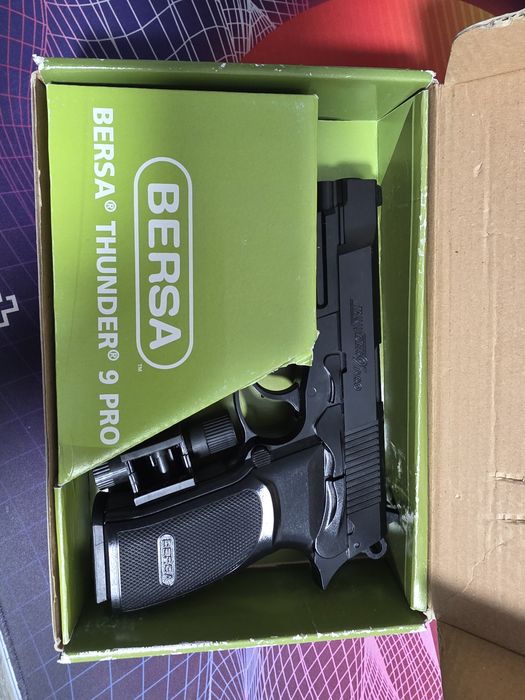 Pistol bersa Thunder 9 pro