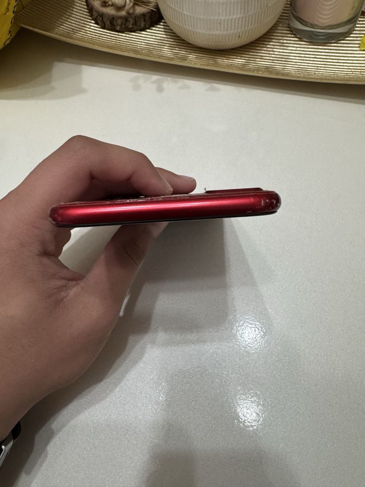 iPhone 8 Plus 64GB - Добро Състояние!
