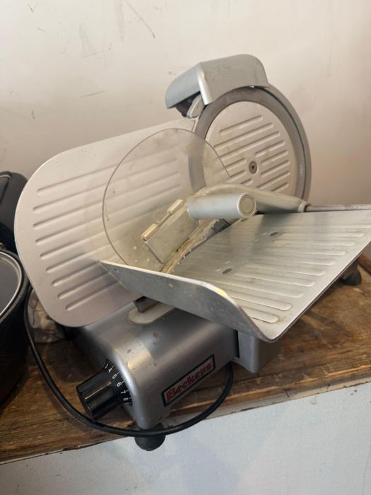 Слайсер Becker ES 220