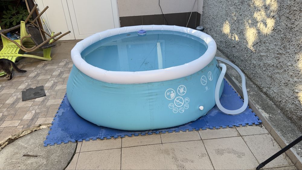 Продавам Басейн Intex Easy Set + Филтърна помпа C530 – Пълен комплект