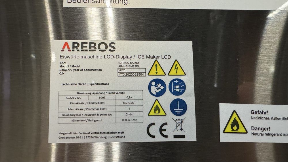 Aparat de facut cuburi de gheata . 12 kg pe zi