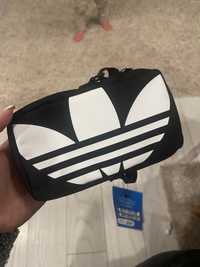 Gentuta Adidas tip husa telefon