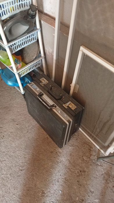 Valize perioada comunistă