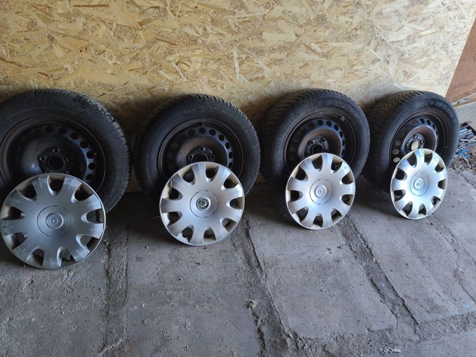 Продавам джанти с гуми