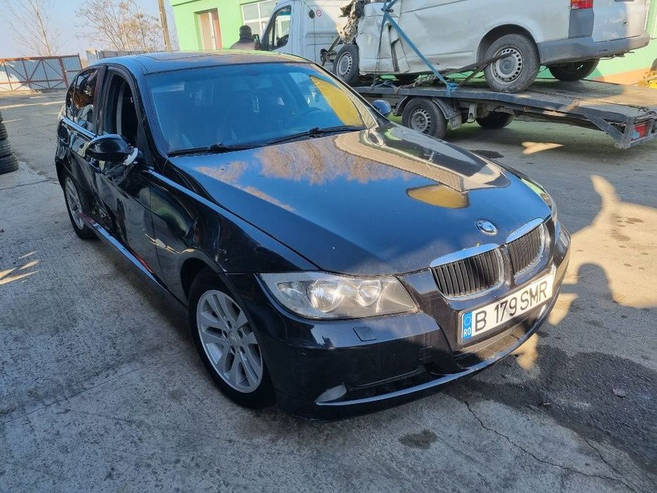 Dezmembrez BMW seria 3 e90 320D motor 2.0d 120kw 163cp M47D20  plafon bara spate dezmembrari
