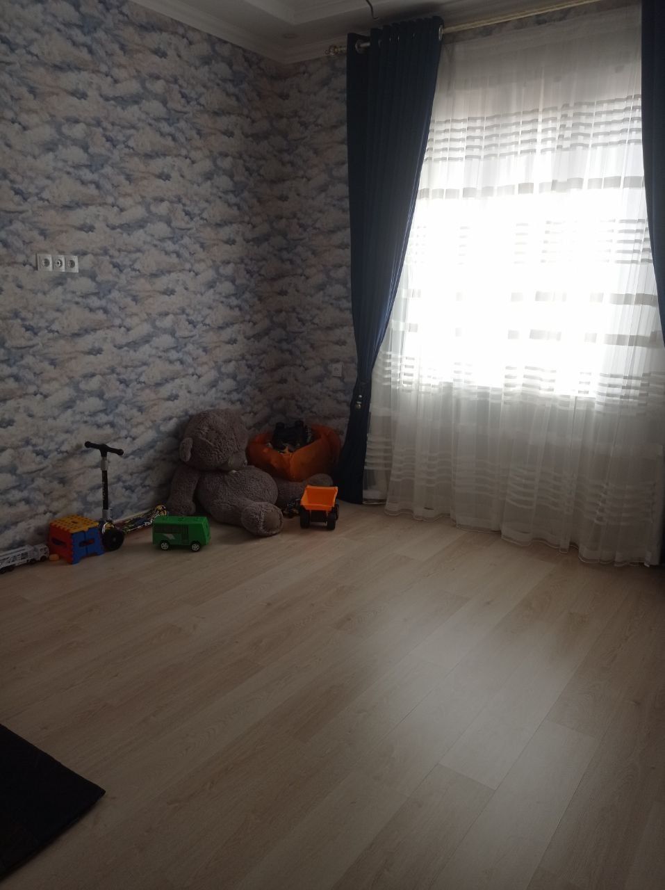 Продаётся уютный 2-х этажный дом в Сергелийском районе, рядом с школой