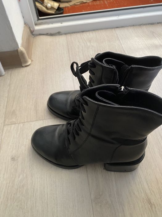 Женская обувь