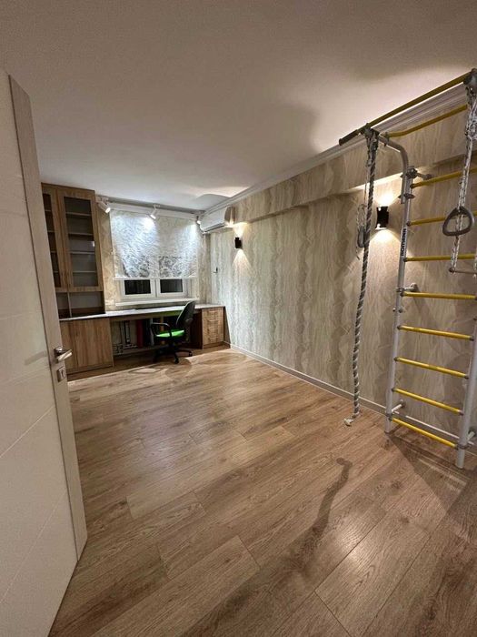 Продается 3/4/4 на ц-6 Пожарка