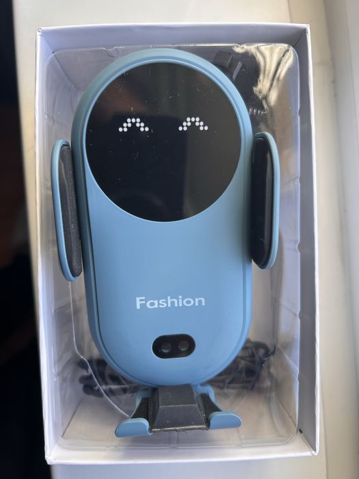 Suport telefon auto cu incarcare wireless