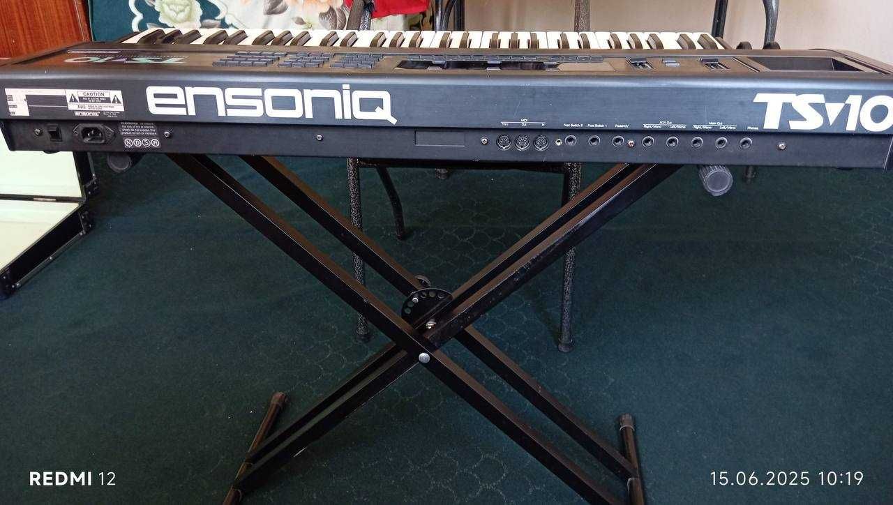 Ensoniq TS 10 Holati a'lo