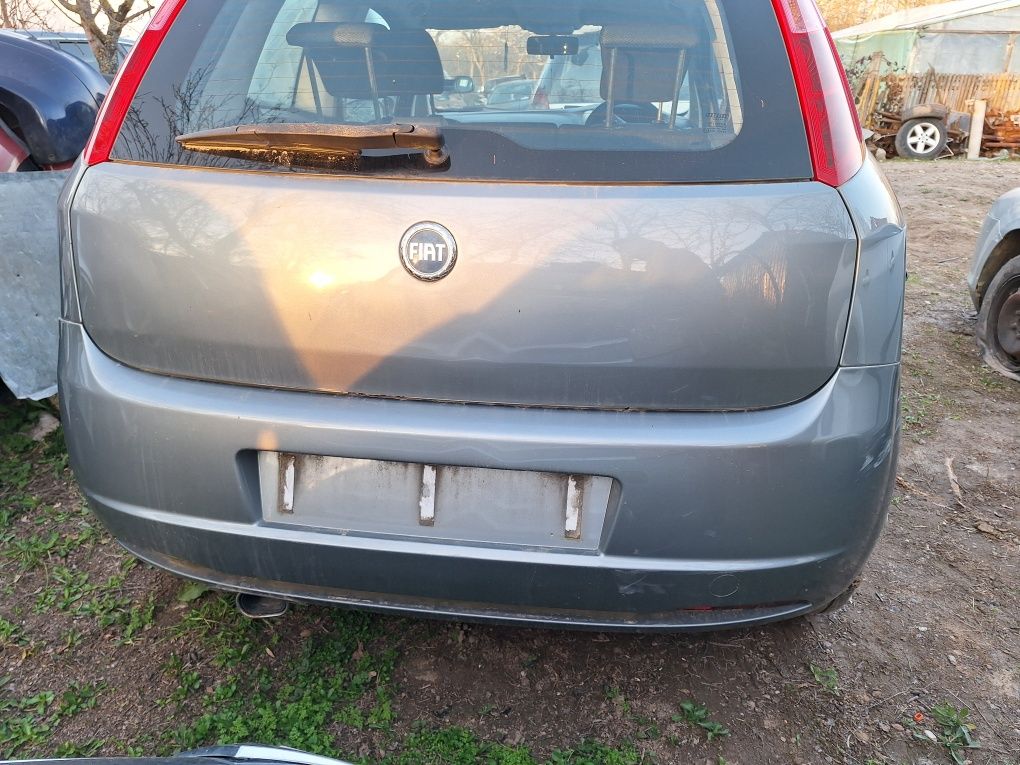 Bara spate Fiat Punto an 2009