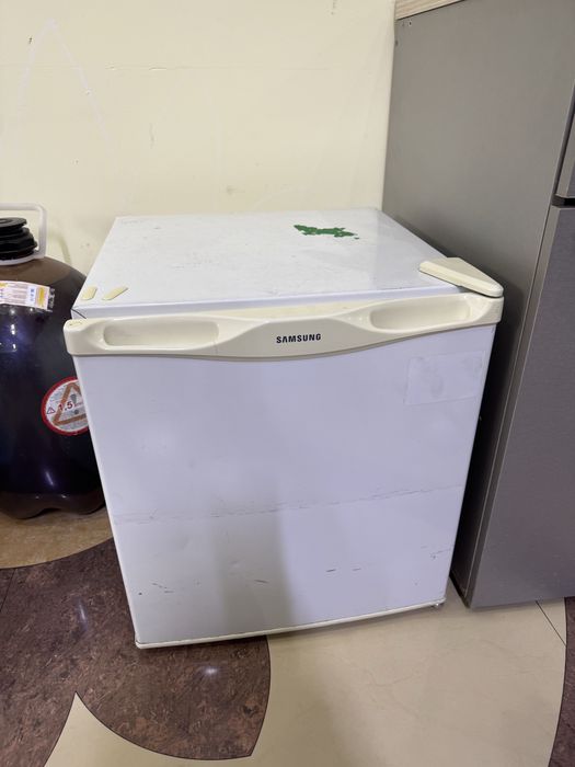 Продам холодильник Samsung