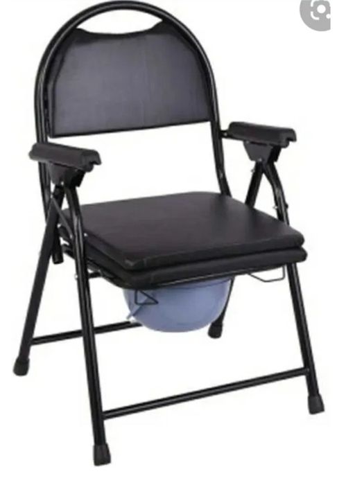 Стул с санитарным оснащением