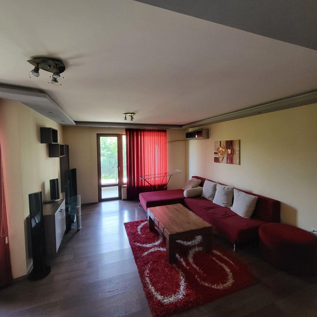 Дава се под наем Двустаен апартамент в Пловдив, Кършияка - 85 кв.м за 459 € - Снимка #2