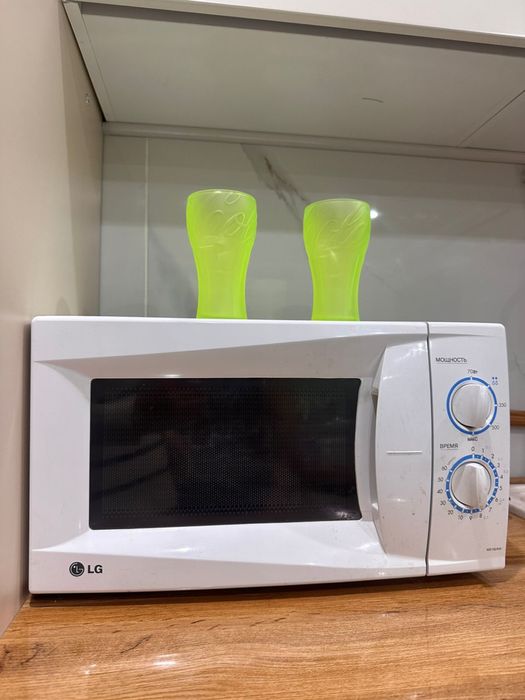 Срочно продам микроволнувую печь
