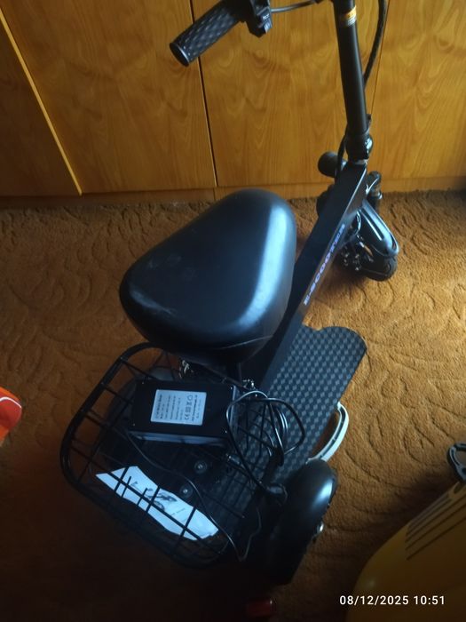 Триколка чисто нова малко ползвана