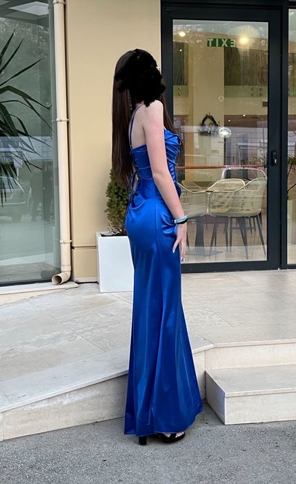 rochie eleganta albastra