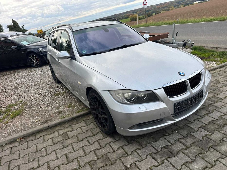 BMW serie 3, model 320i din 2006, Combi, stare buna!