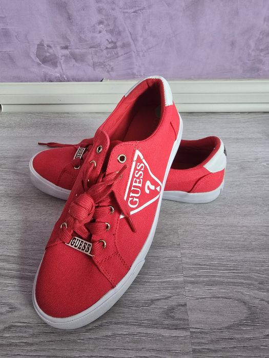 Guess Кецове Нови