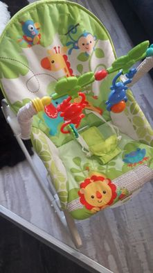 Шезлонг Fisher price