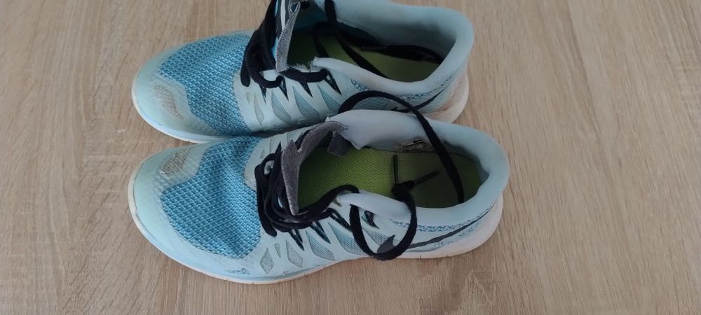 Adidasi bărbați diferite modele