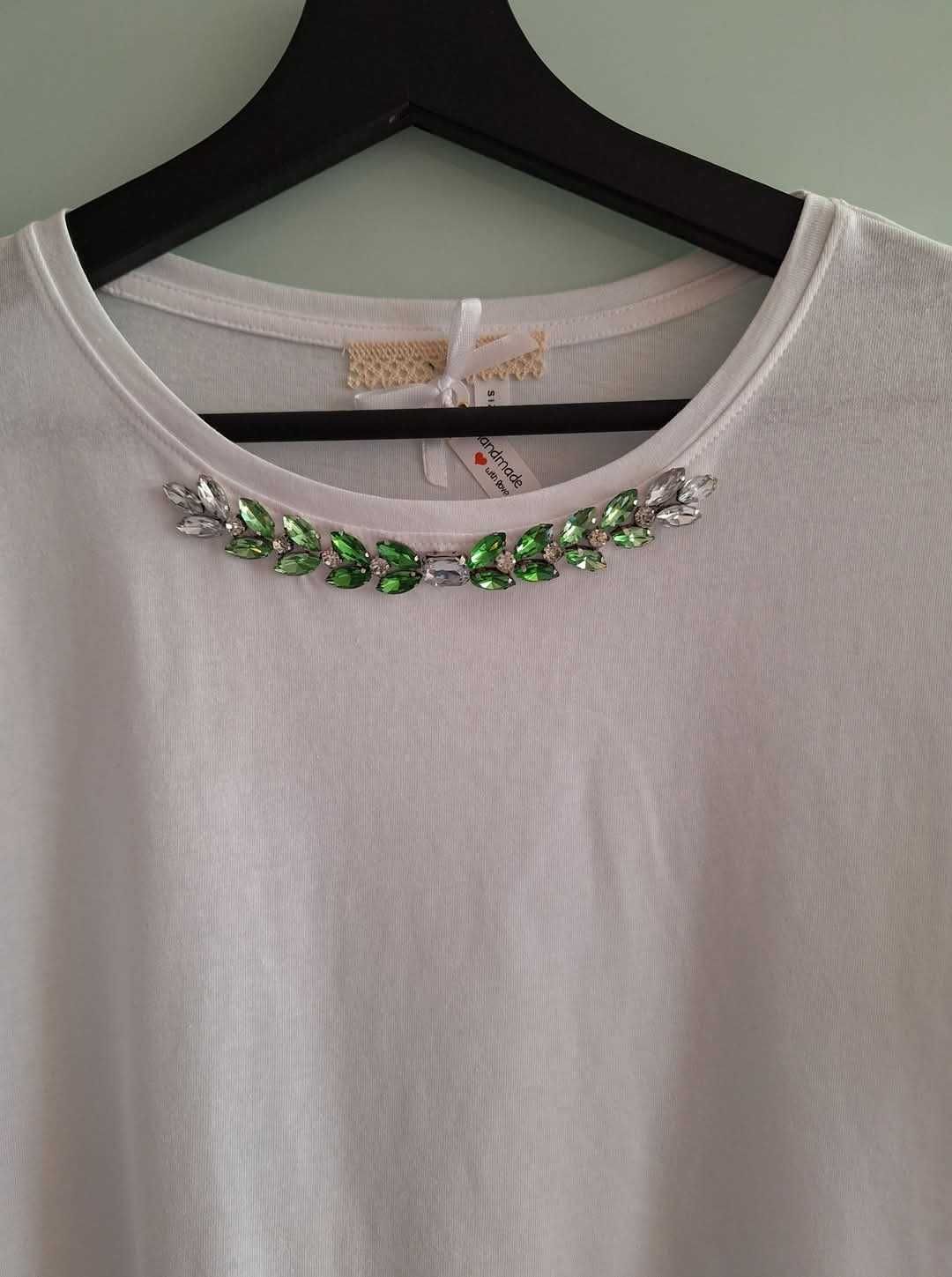 Тениски с кристали 25 лв .Нови  .   M L XL