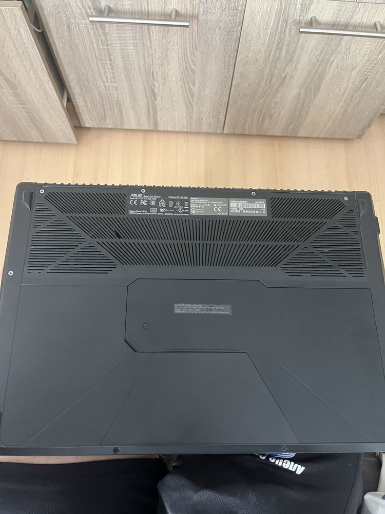 Лаптоп Asus FX503V