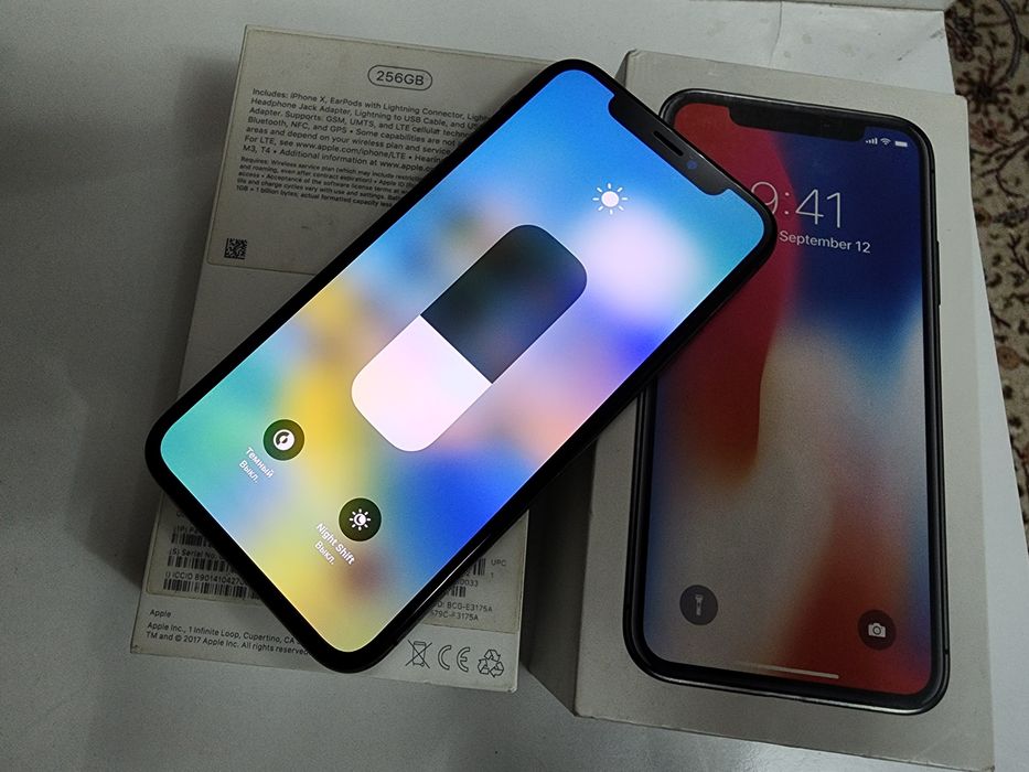Iphone X LL/A Black 256GB ideal Karobka Dk Bor Full